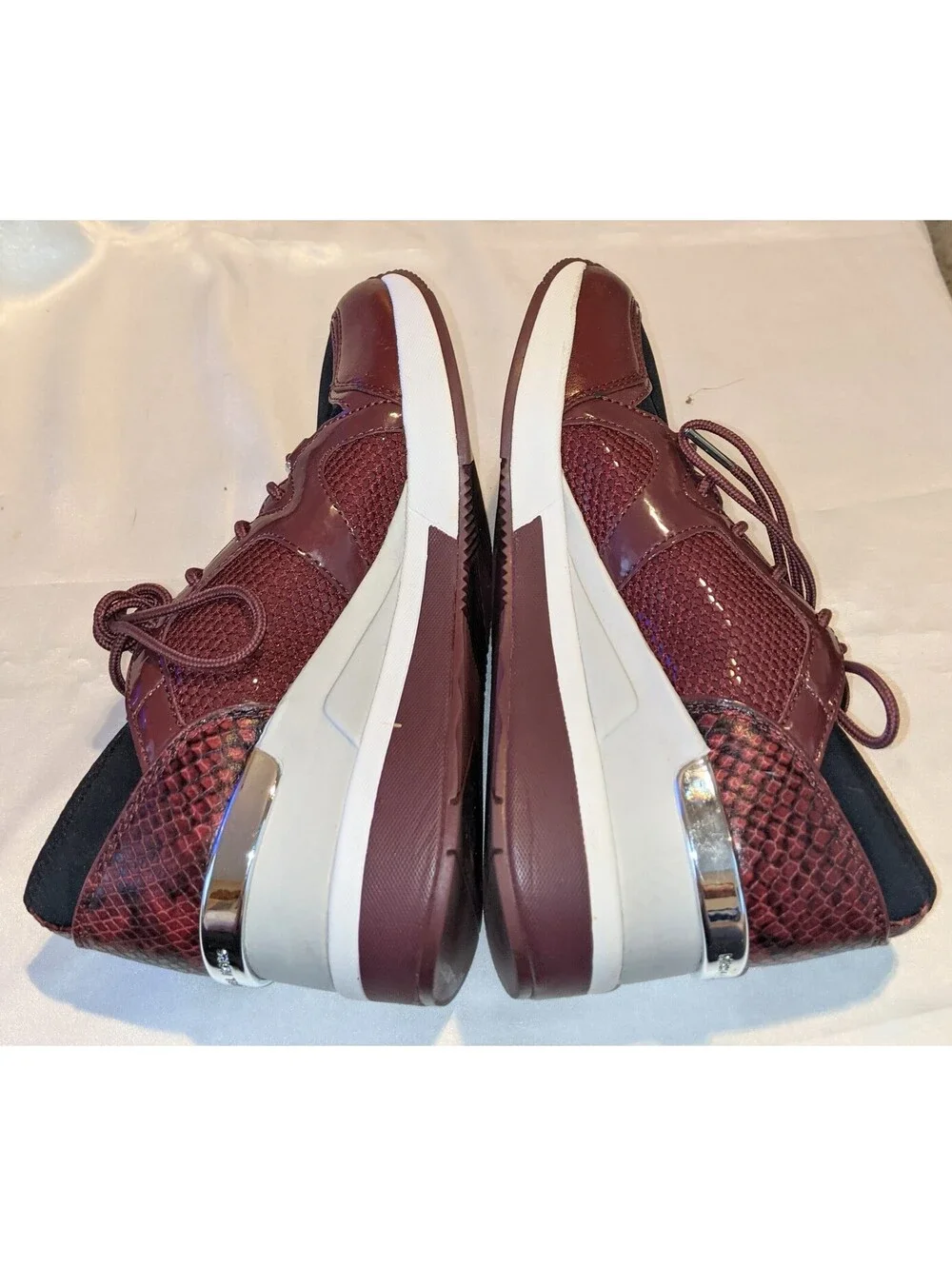 Michael Kors Liv Women's Burgundy Wedge Sneakers Trainers HJ19F Size 7 M EUC